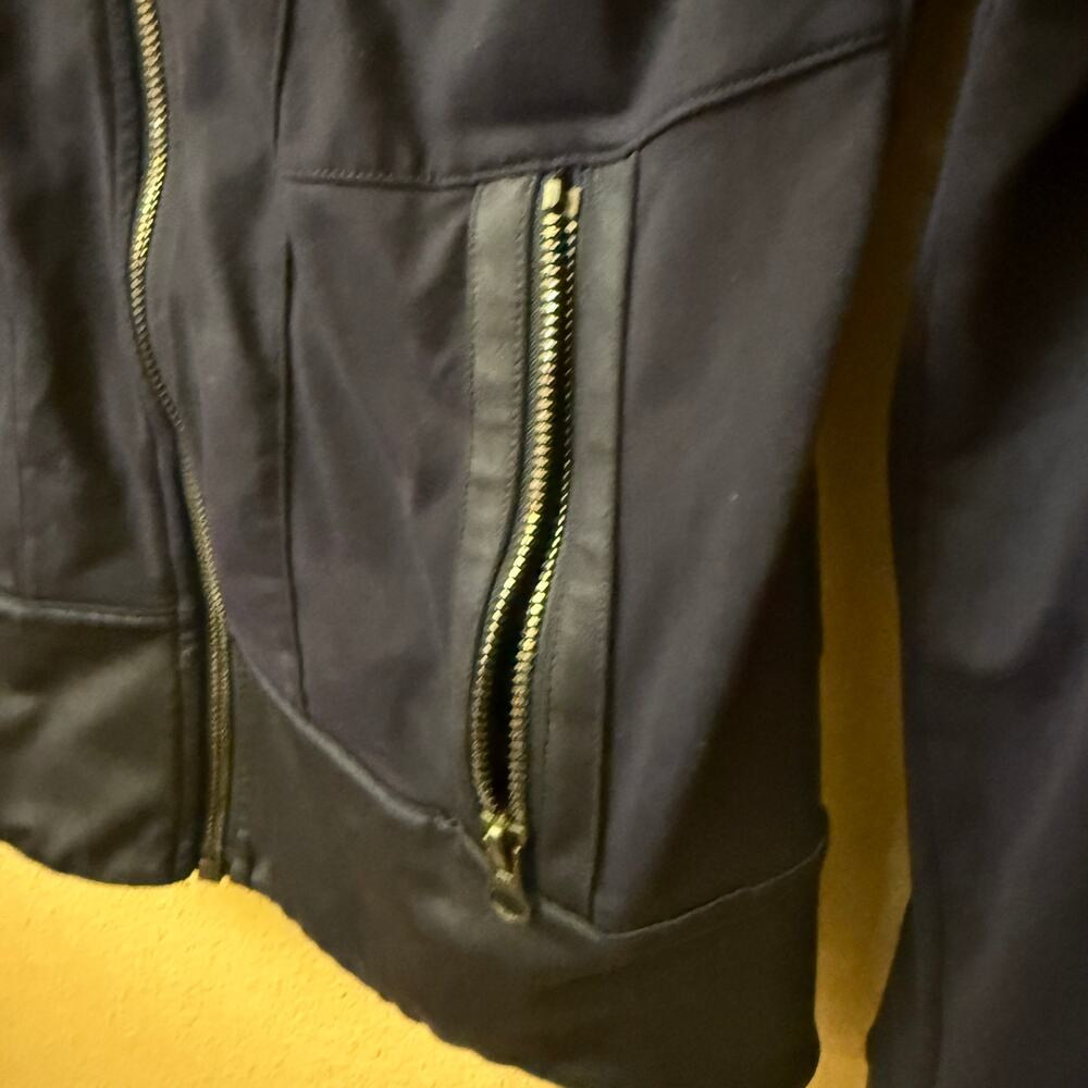 Alo Yoga full zip navy moto track jacket faux leather trim activewear athletic S - Picture 5 of 10